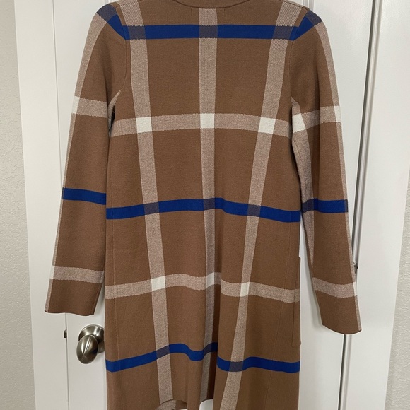 Tahari Notch Collar long Cardigan - Picture 4 of 10